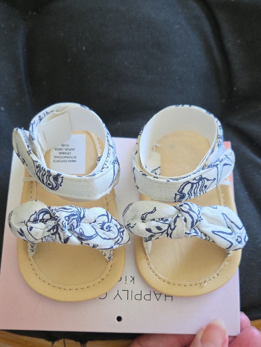 Kids White Floral Bow Strap Sandals